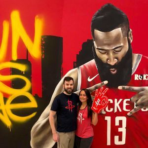 Meet your Posher, Valeria